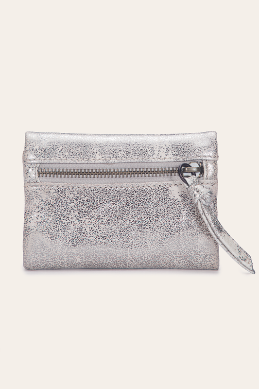 Women's Nora Knotted Small Wallet Cream Metallic - Frye