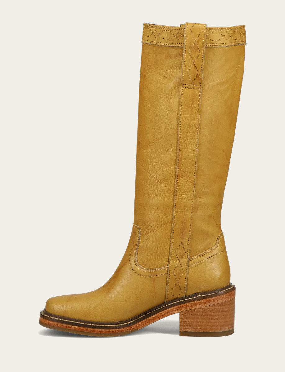Women's Banana Kate Pull On Wide Calf Tall Boots Banana - Frye