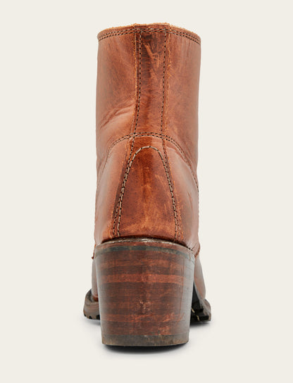 Women's Cognac Sabrina 6G Lace Up Boots Cognac - Frye