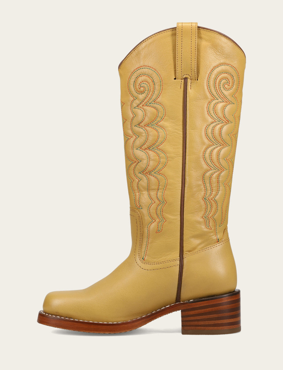 Women's Banana Campus Deco Stitch Boot Banana - Frye