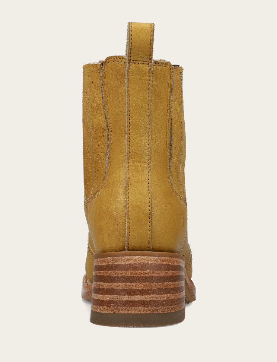 Women's Banana Campus Chelsea Booties Banana - Frye