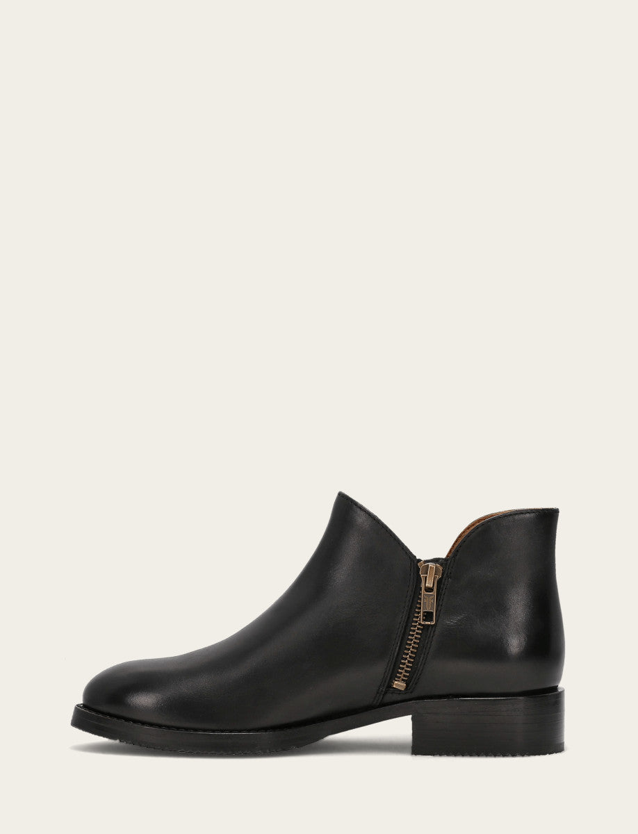 Women's Black Melissa Shootie 2 Boot Black - Frye