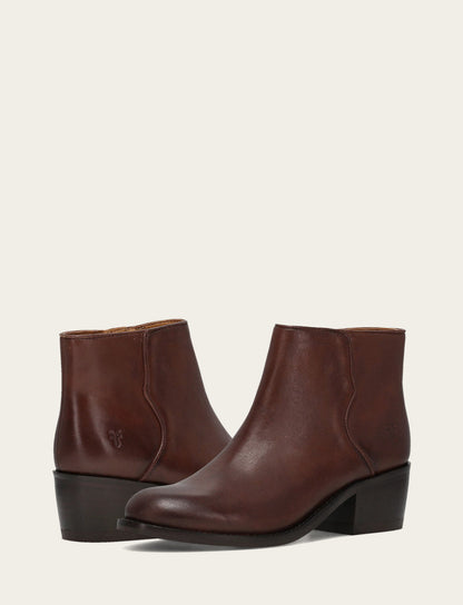 Women's Saddle Carson 2 Piping Booties Saddle - Frye
