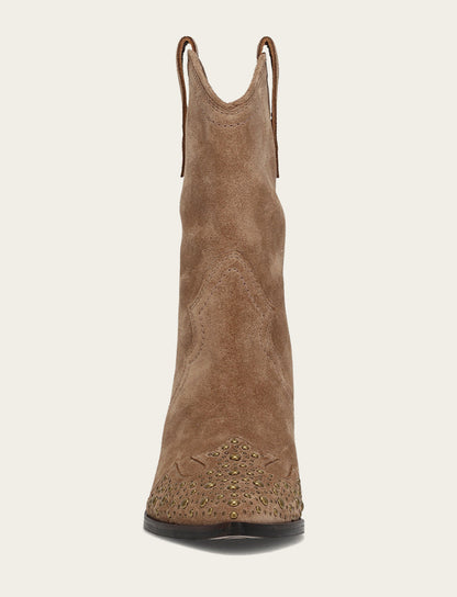 Women's Almond Sara Wingtip Stud Boot Almond - Frye