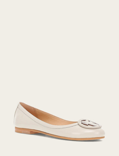 Women's Ivory Carson Logo Ballet Flats Ivory - Frye