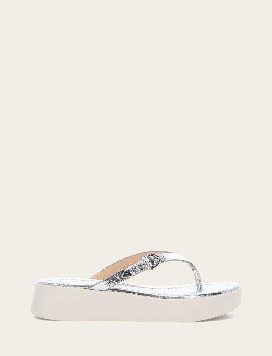 Women's Silver Maya Buckle Thong Sandals Silver - Frye