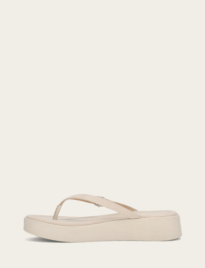 Women's Ivory Maya Buckle Thong Sandals Ivory - Frye