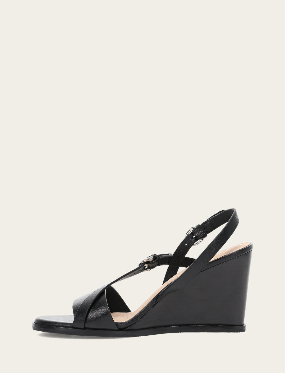Women's Black Rachel Buckle Sandals Black - Frye
