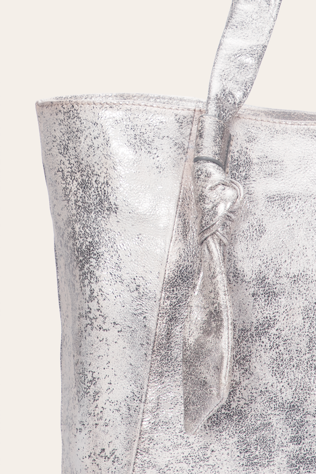 Women's Nora Knotted Tote Bag Cream Metallic - Frye