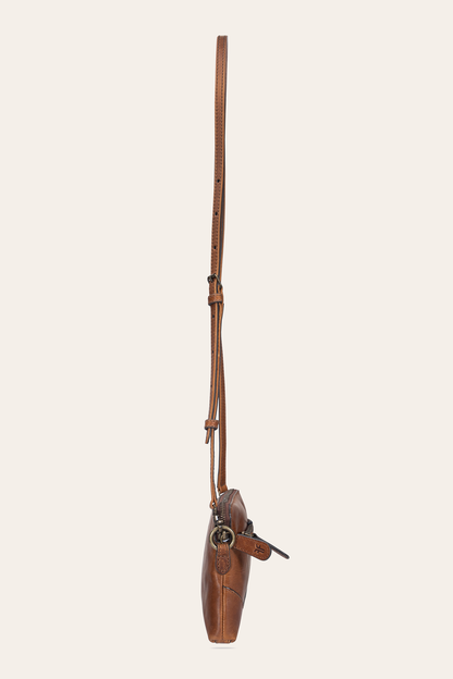 Melissa Cognac Crossbody Wristlet Cognac - Frye