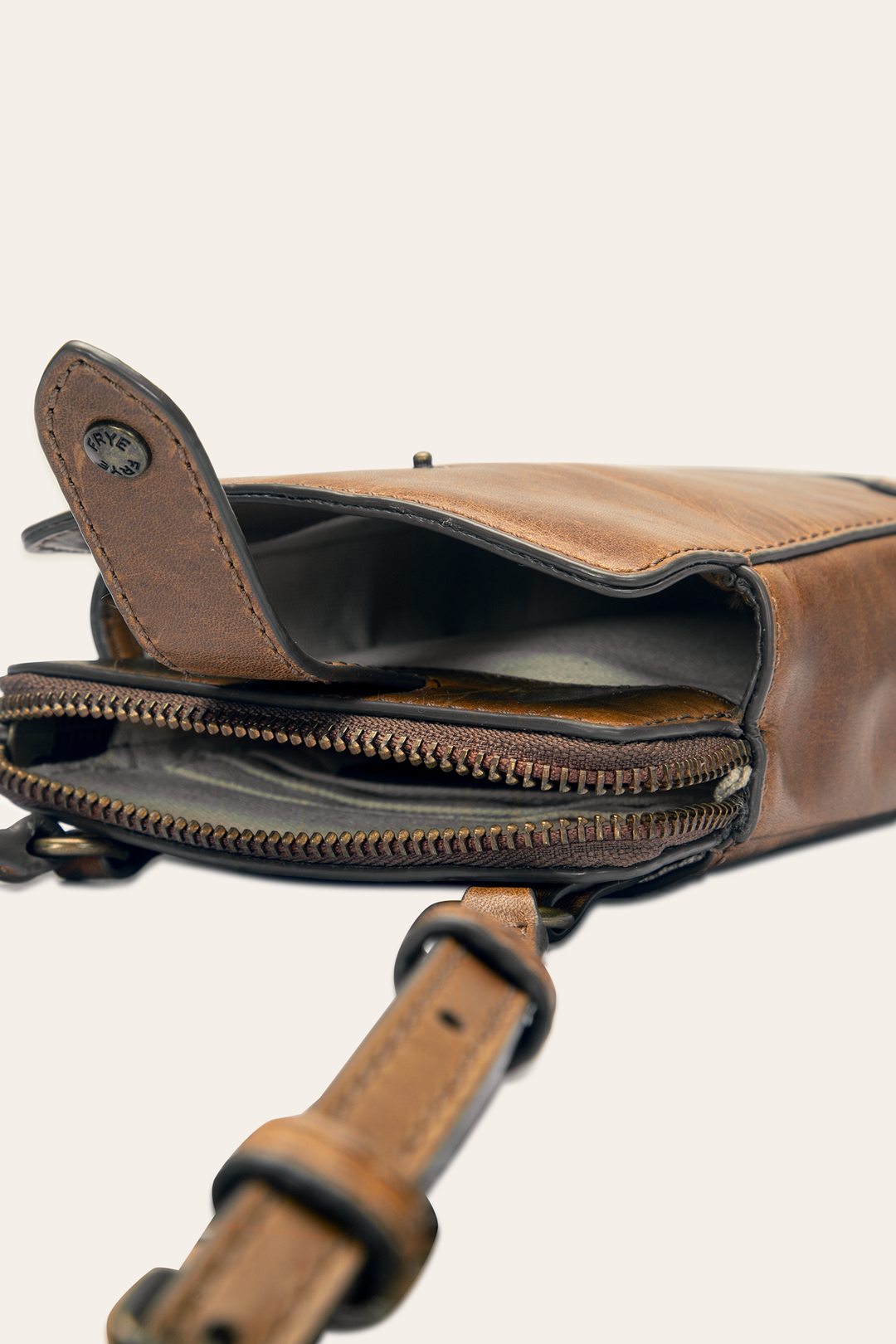 Melissa Cognac Phone Crossbody Cognac - Frye