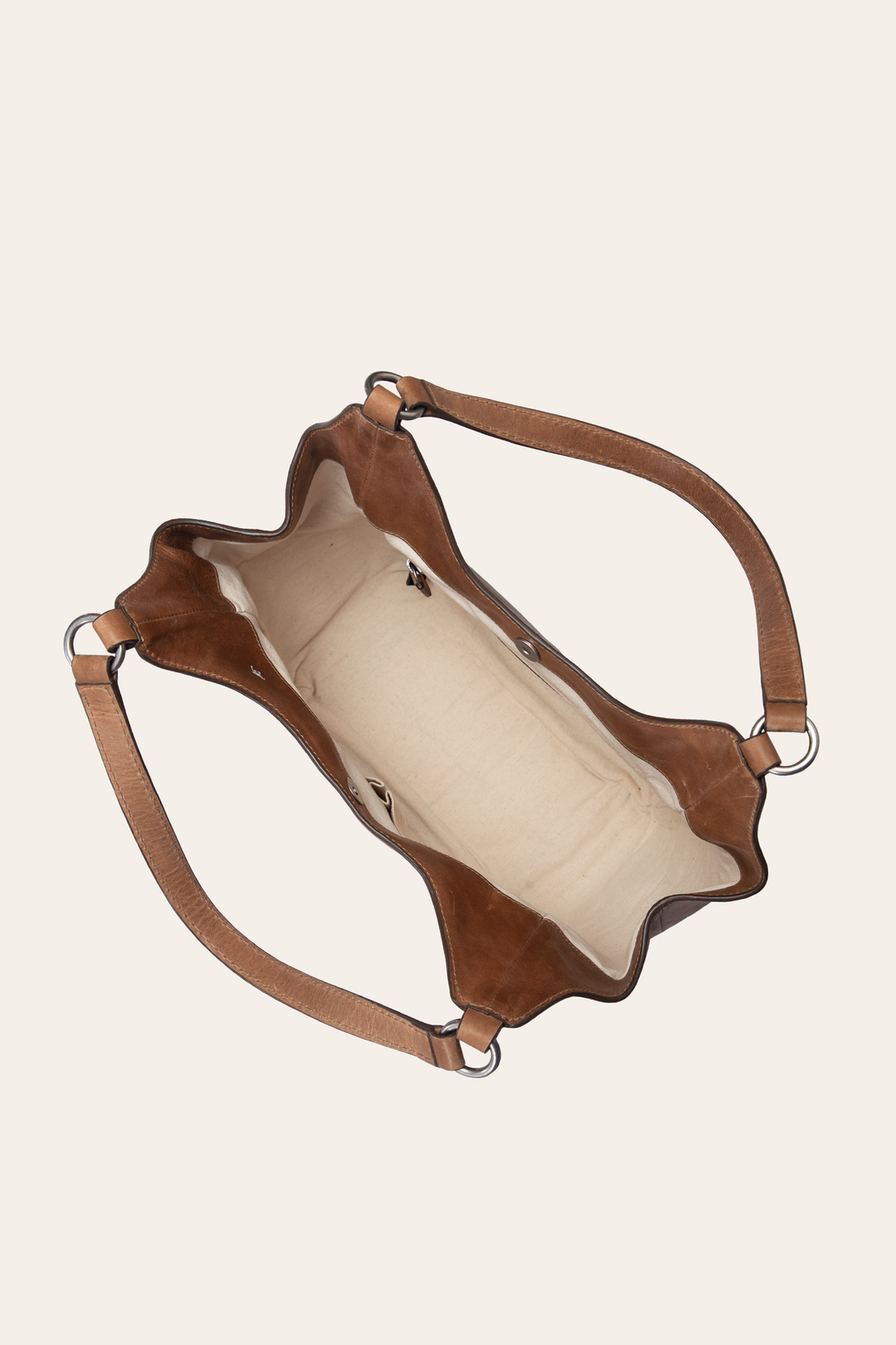 Melissa Four Poster in Beige Beige - Frye