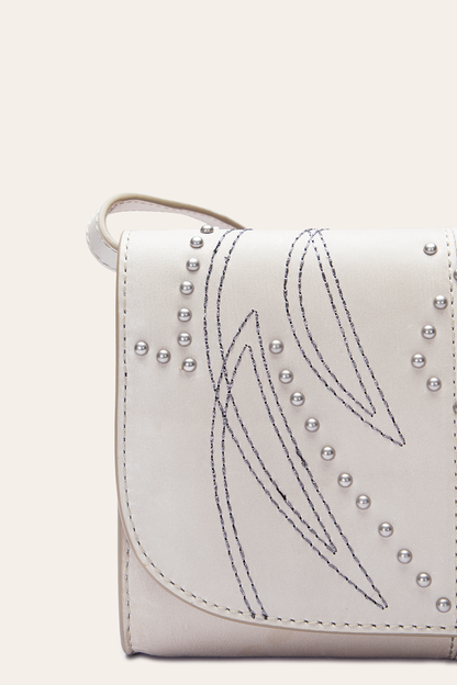 Sara Oat Wallet Crossbody Oat - Frye