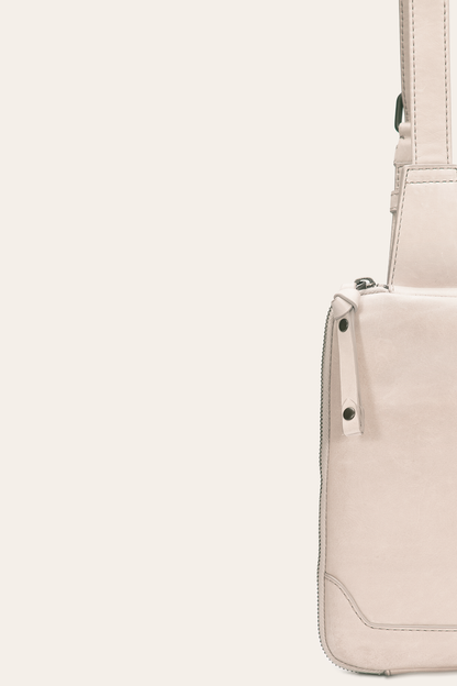 Melissa Zip Sling in Nude Nude - Frye