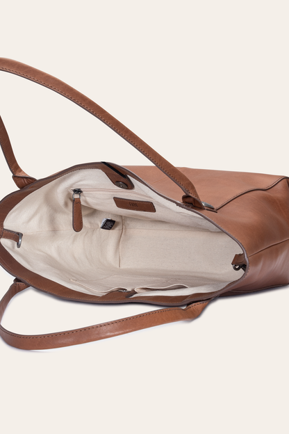 Women's Cheyenne 4Poster Bag (Cognac) Cognac - Frye