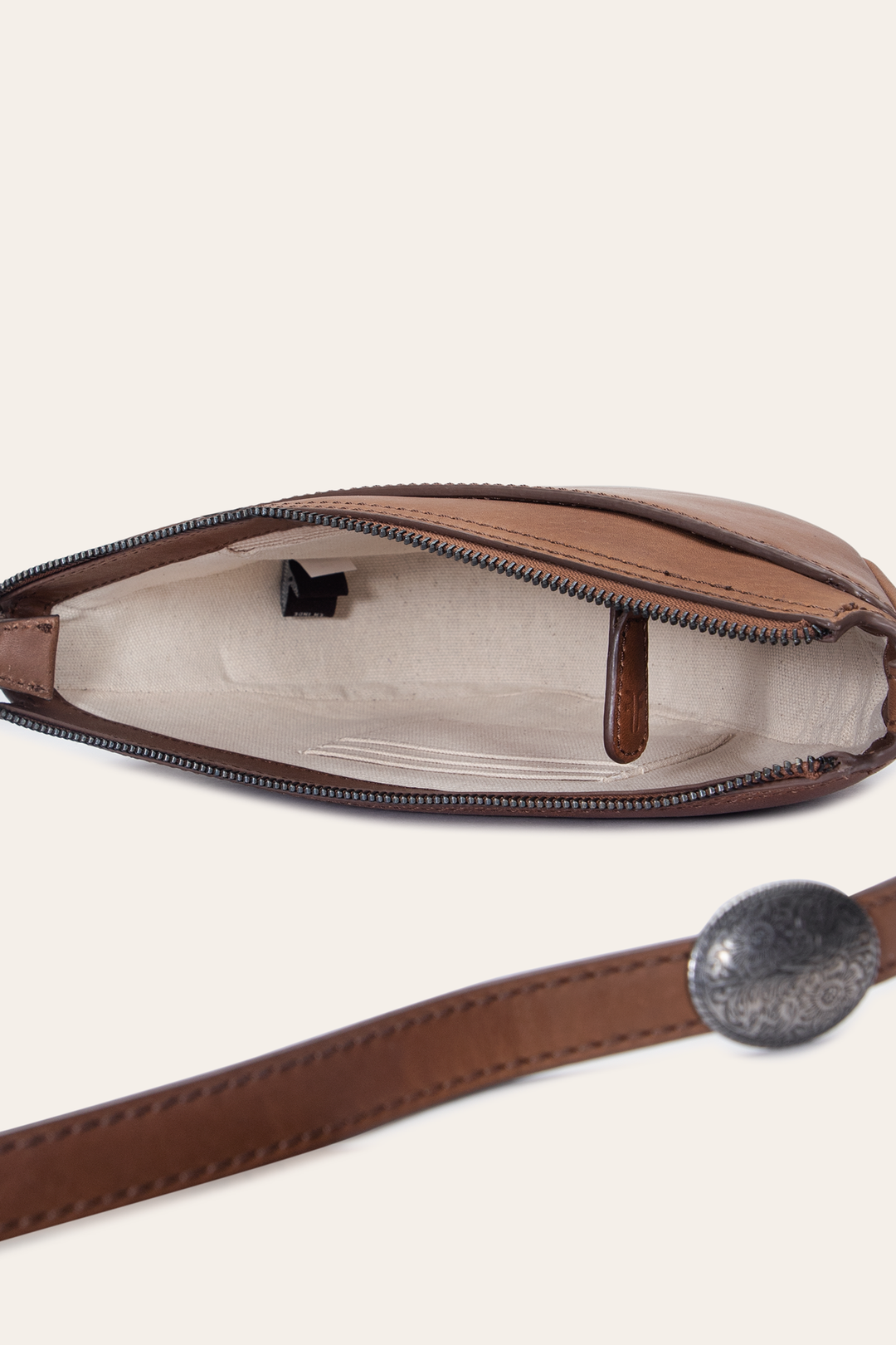 Women's Cheyenne Saddle Bag (Cognac) Cognac - Frye