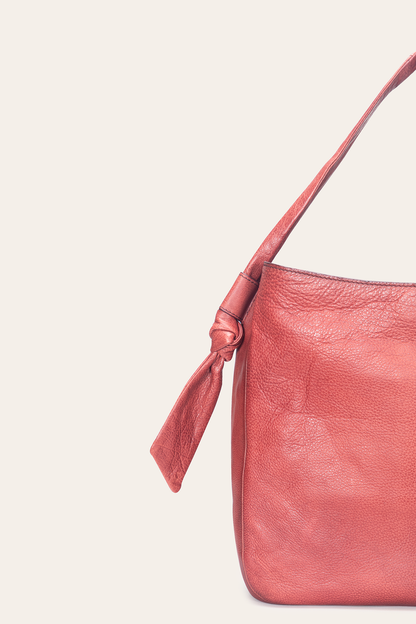 Nora Knotted Hobo in Burgundy Burgundy - Frye