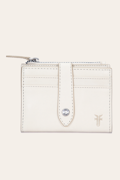 Women's Melissa Coin Purse in Oat Oat - Frye