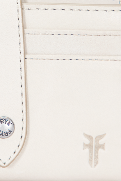 Women's Melissa Coin Purse in Oat Oat - Frye