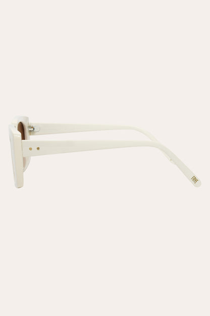 Ruby Women's Sunglasses Ivory - Frye