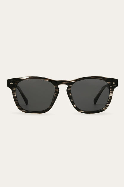 Billie Charcoal Sunglasses Charcoal - Frye