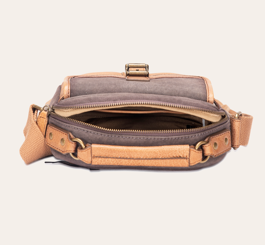 Denver Canvas Crossbody Default Title - Frye