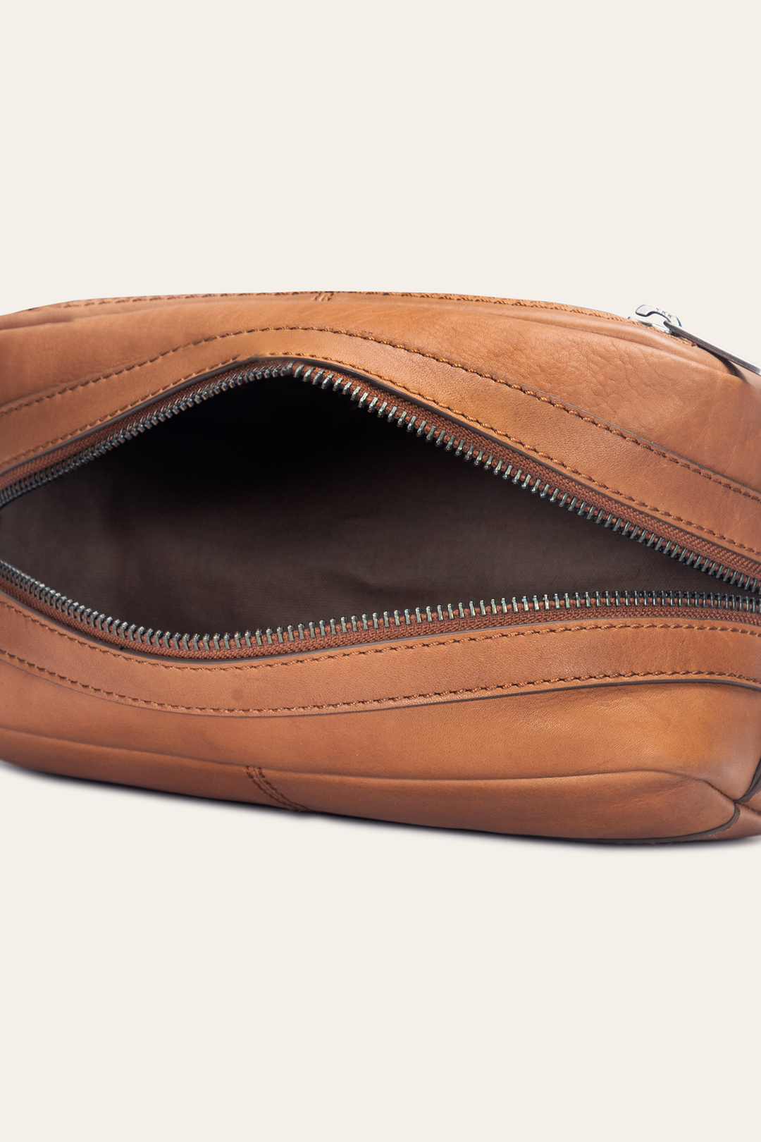 Nash Cognac Dopp Kit Cognac - Frye